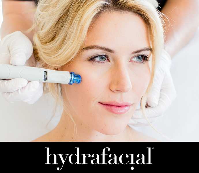 Séance d'HydraFacial dans notre cabinet à Paris