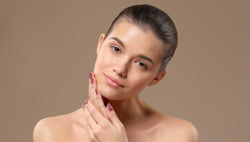 Revitaliser votre peau avant l'été avec le peeling biorevitalisant