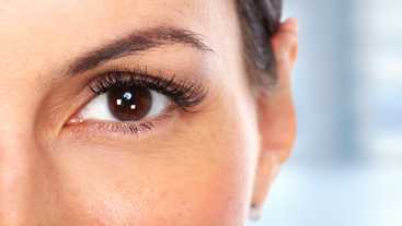 Rajeunissement du front et des sourcils : lifting, botox, injections