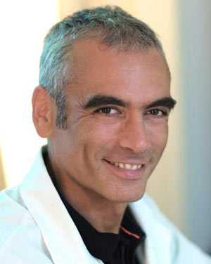 Dr Cédric Kron, Cosmetic and Plastic surgeon in Paris